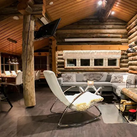 Oliver Alpesi faház *